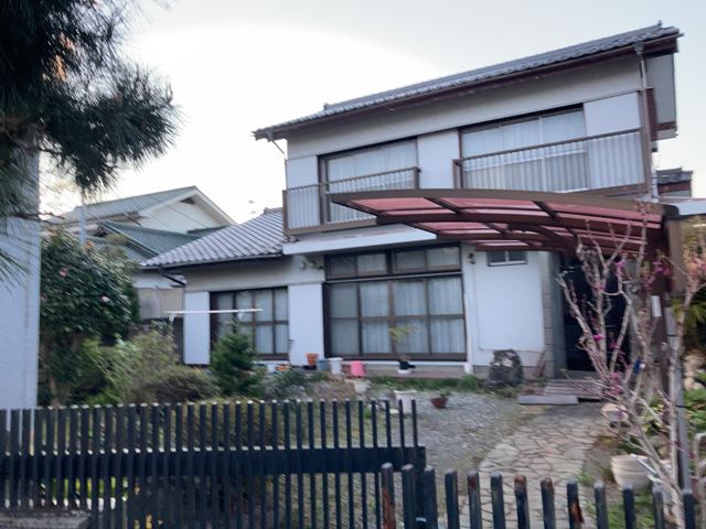木造２階建て２棟家屋解体工事(東京都八王子市石川町)　工事前の様子です。